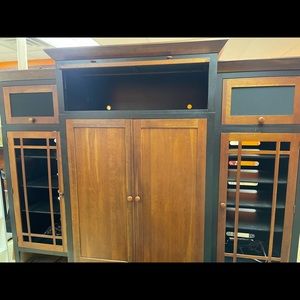 Ethan Allen TV Set (Complete)